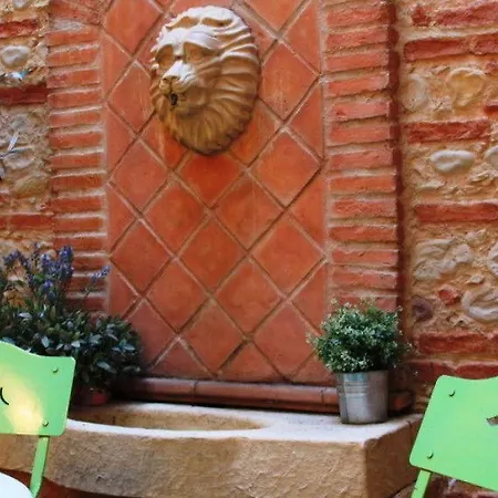 Des Arts Otel