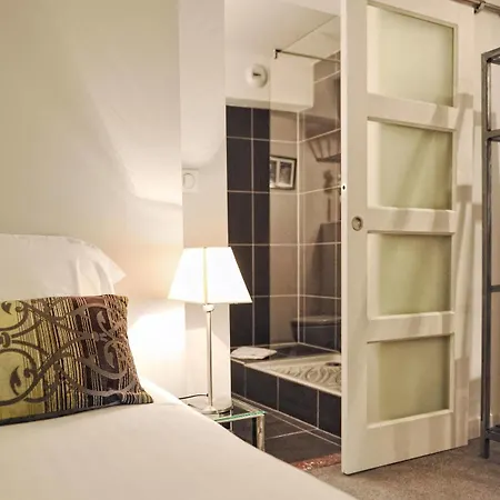 Des Arts Hotel 3*