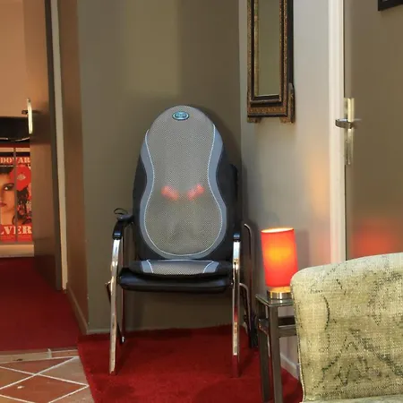 Hotel Des Arts 3*